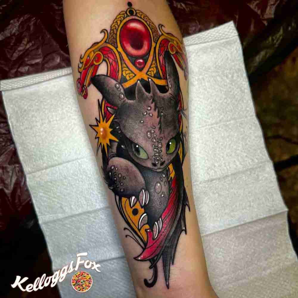 Kelloggs Fox | Inside Tattoo Shop di Donna Mayla | Alba Adriatica | Tatuaggi | Piercing