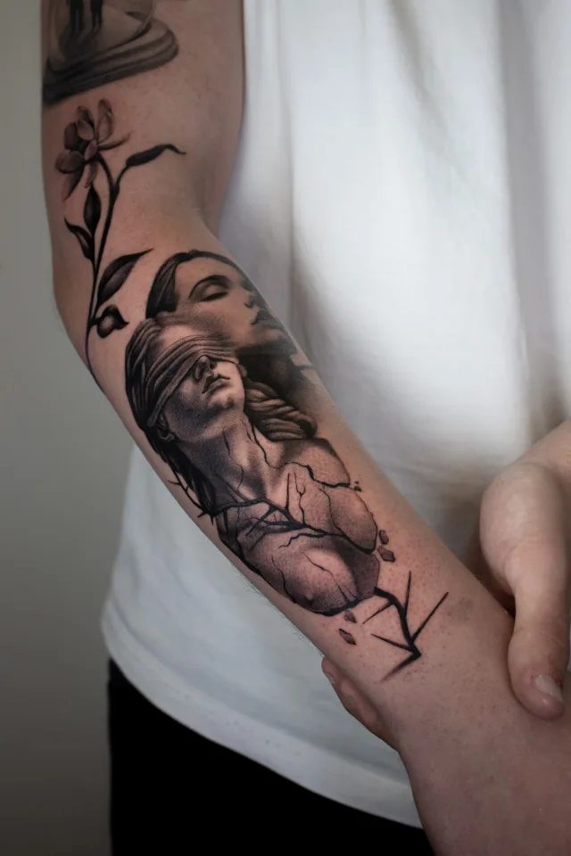 Lenni Tattooer - Inside Tattoo Shop di Donna Mayla - Alba Adriatica - Tatuaggi - Piercing-6